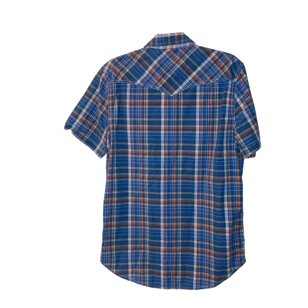 True religion medium snap front shirt sleeve shirt